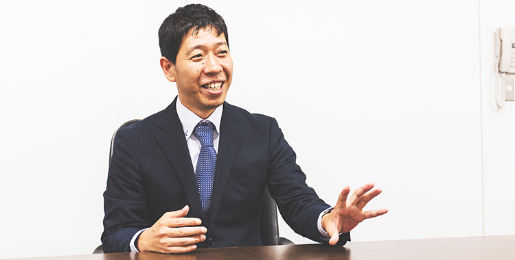 幅広い見識はどのように養ったのですか?