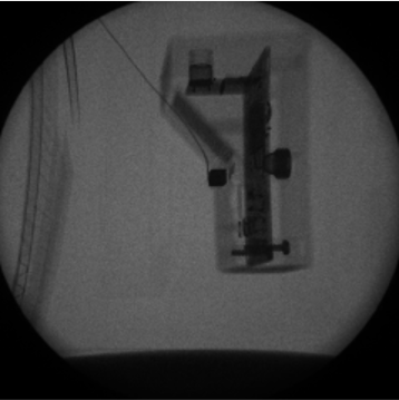 ウレタン緩衝材が圧縮される挙動(高速度X線透視映像)